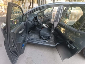 Обява за продажба на Toyota Auris 2.0 D4d ~8 600 лв. - изображение 9