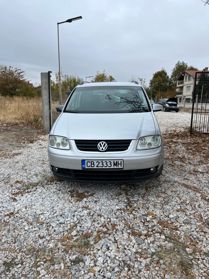 VW Touran 1.6 GAZ 102 ps, снимка 4 - Автомобили и джипове - 48443828