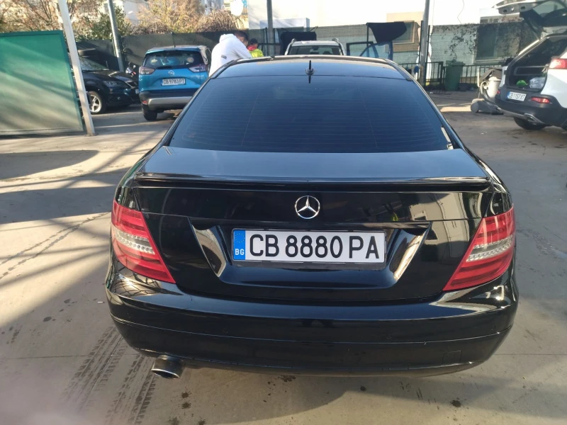 Mercedes-Benz C 220 C220, снимка 3 - Автомобили и джипове - 48041497