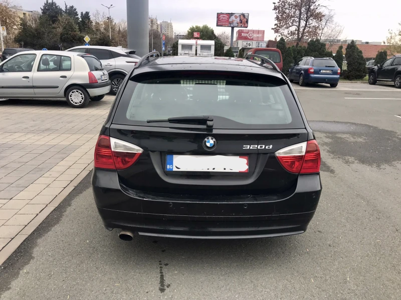 BMW 320 d-163kc.AUTOM-NAVI, снимка 6 - Автомобили и джипове - 48074241