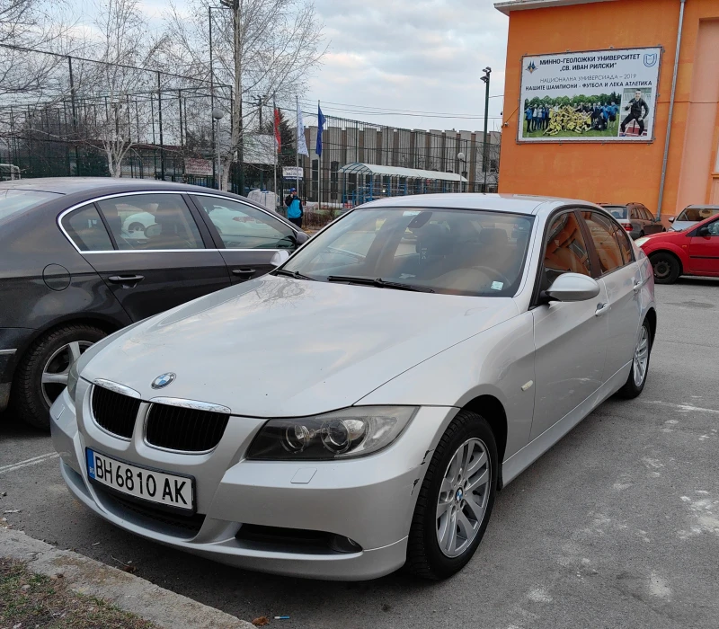 BMW 318, снимка 1 - Автомобили и джипове - 48496756