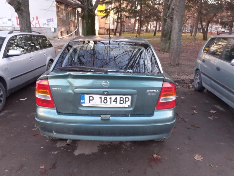 Opel Astra 1.6, снимка 3 - Автомобили и джипове - 48549613