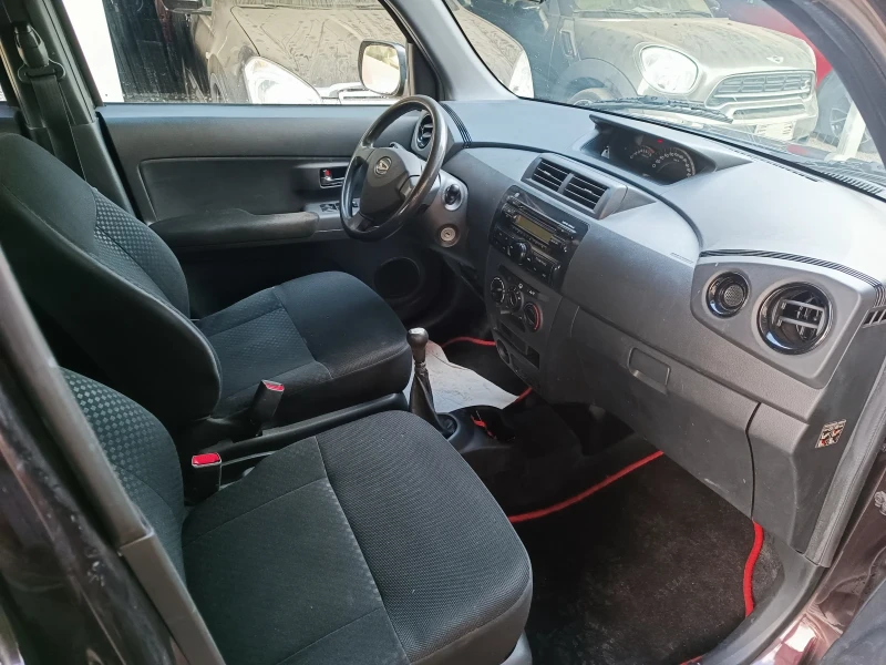 Daihatsu Materia 1.5i GPL , снимка 7 - Автомобили и джипове - 48550770