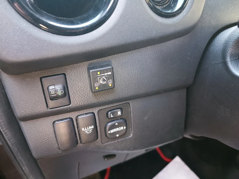 Daihatsu Materia 1.5i GPL , снимка 16 - Автомобили и джипове - 48550770
