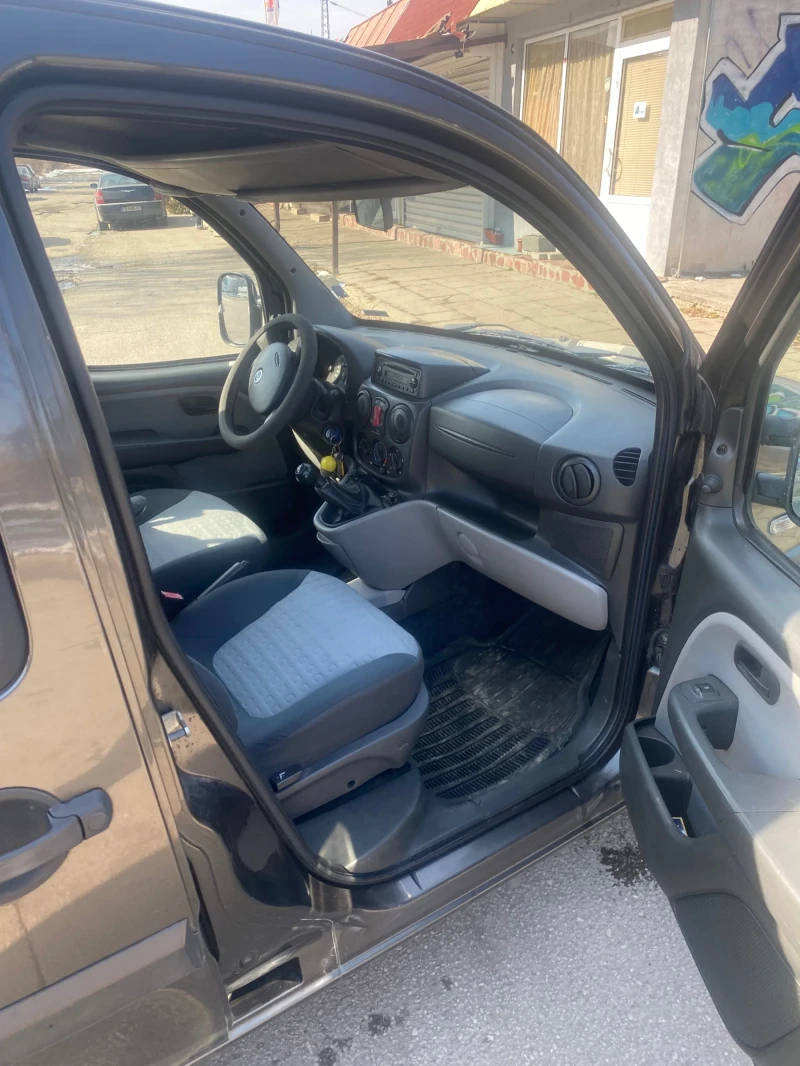 Fiat Doblo, снимка 8 - Автомобили и джипове - 49514738