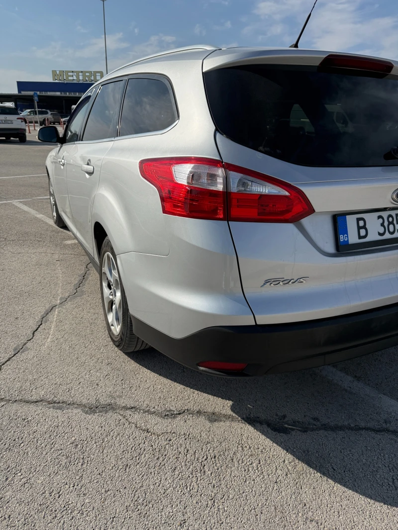 Ford Focus 1.6 TDCI, снимка 3 - Автомобили и джипове - 49553634