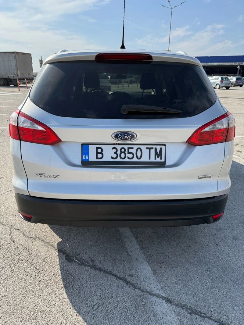 Ford Focus 1.6 TDCI, снимка 4 - Автомобили и джипове - 49553634