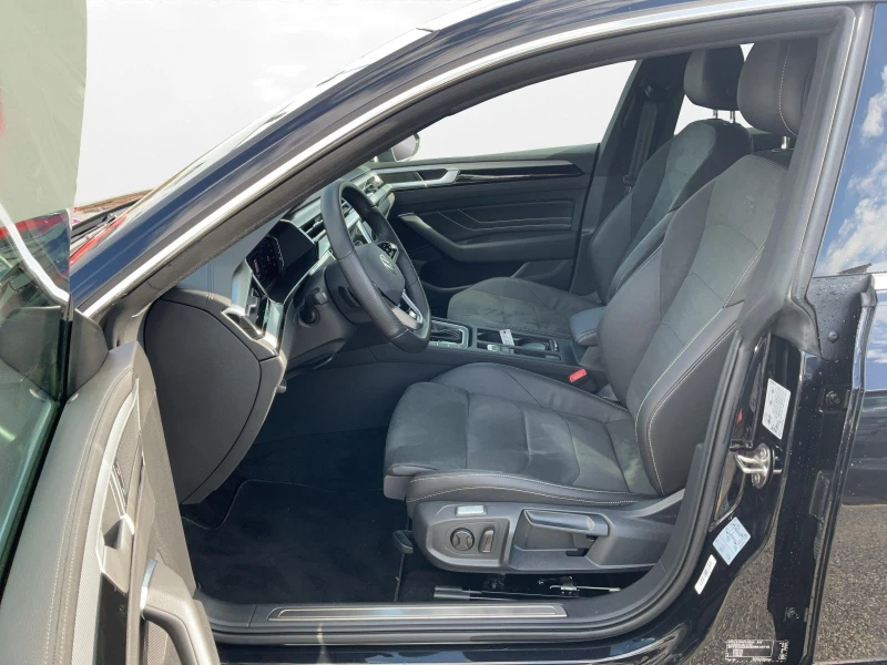VW Arteon 2.0 TDI 4-MOTION R-LINE SHOOTING BRAKE LED-IQ , снимка 9 - Автомобили и джипове - 51508570