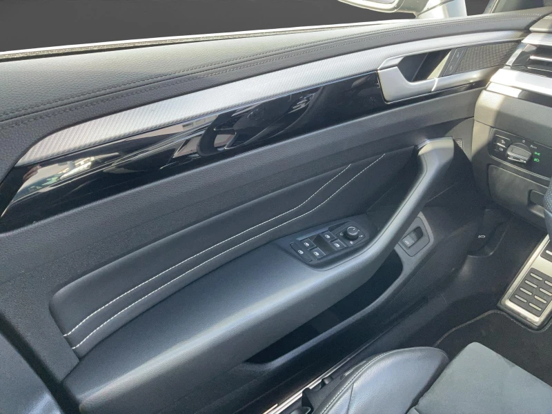 VW Arteon 2.0 TDI 4-MOTION R-LINE SHOOTING BRAKE LED-IQ , снимка 8 - Автомобили и джипове - 51508570