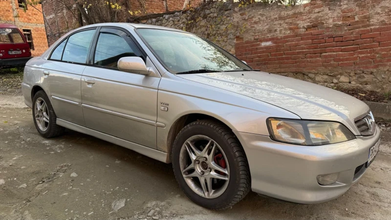 Honda Accord, снимка 2 - Автомобили и джипове - 52485464