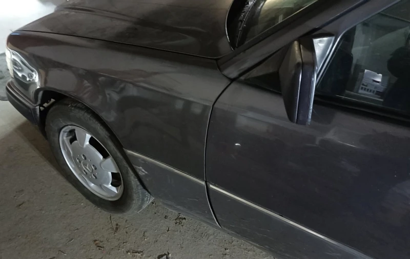 Mercedes-Benz E 220 124 220TE, снимка 6 - Автомобили и джипове - 53182858