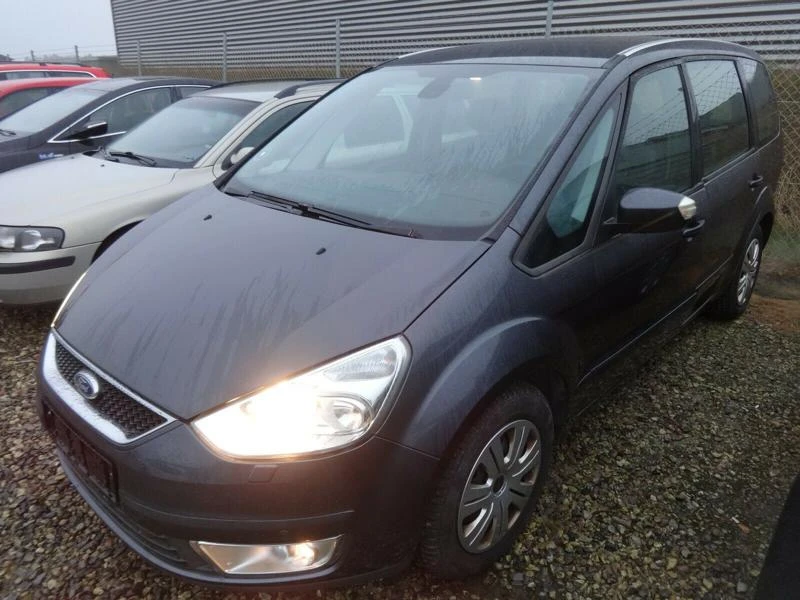 Ford Galaxy 2.0 TDCI , снимка 4 - Автомобили и джипове - 46033052