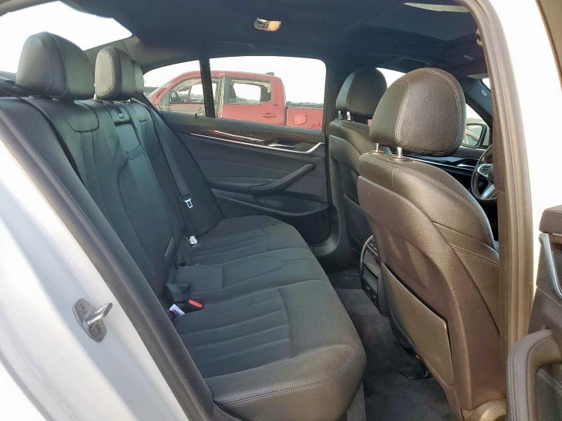 BMW 530E, снимка 9 - Автомобили и джипове - 53023907