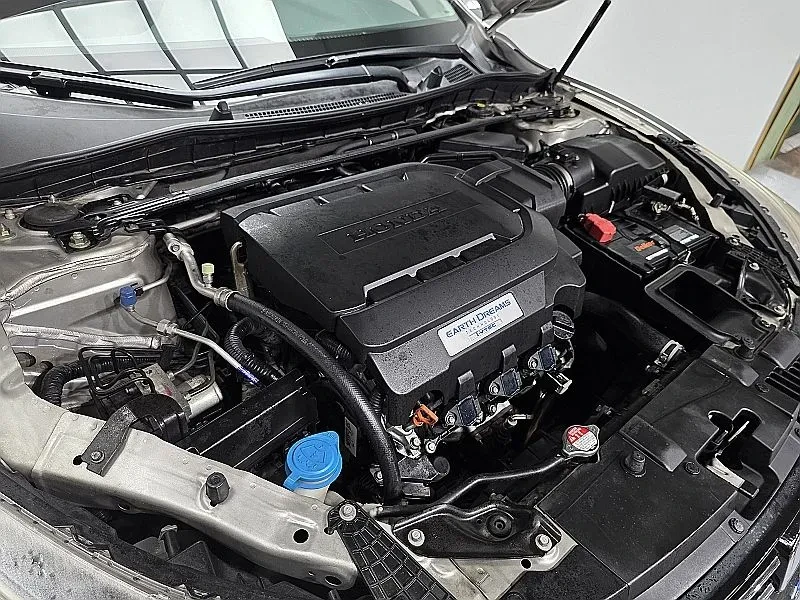 Honda Accord 3.5, снимка 6 - Автомобили и джипове - 54253622