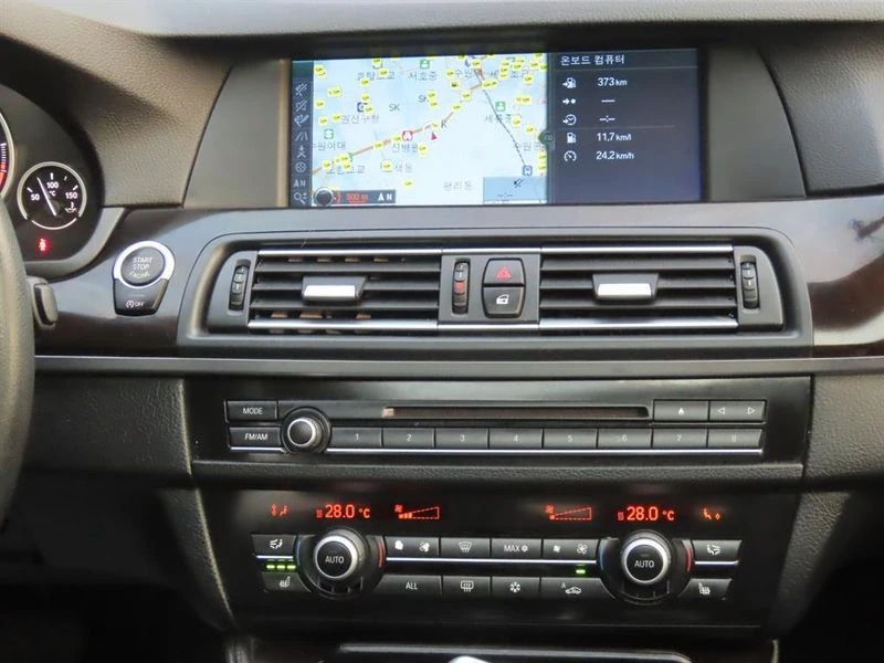 BMW 525 525d xDrive| 204к.с.| ВКЛ.ТЕХНОТЕСТ, снимка 9 - Автомобили и джипове - 55610466