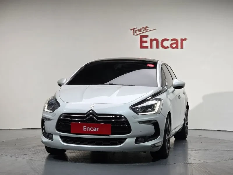 Citroen DS5 2.0 So Chic, снимка 3 - Автомобили и джипове - 55831286