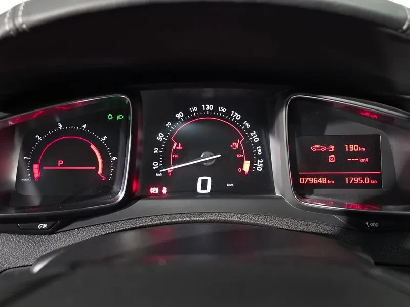 Citroen DS5 2.0 So Chic, снимка 8 - Автомобили и джипове - 55831286