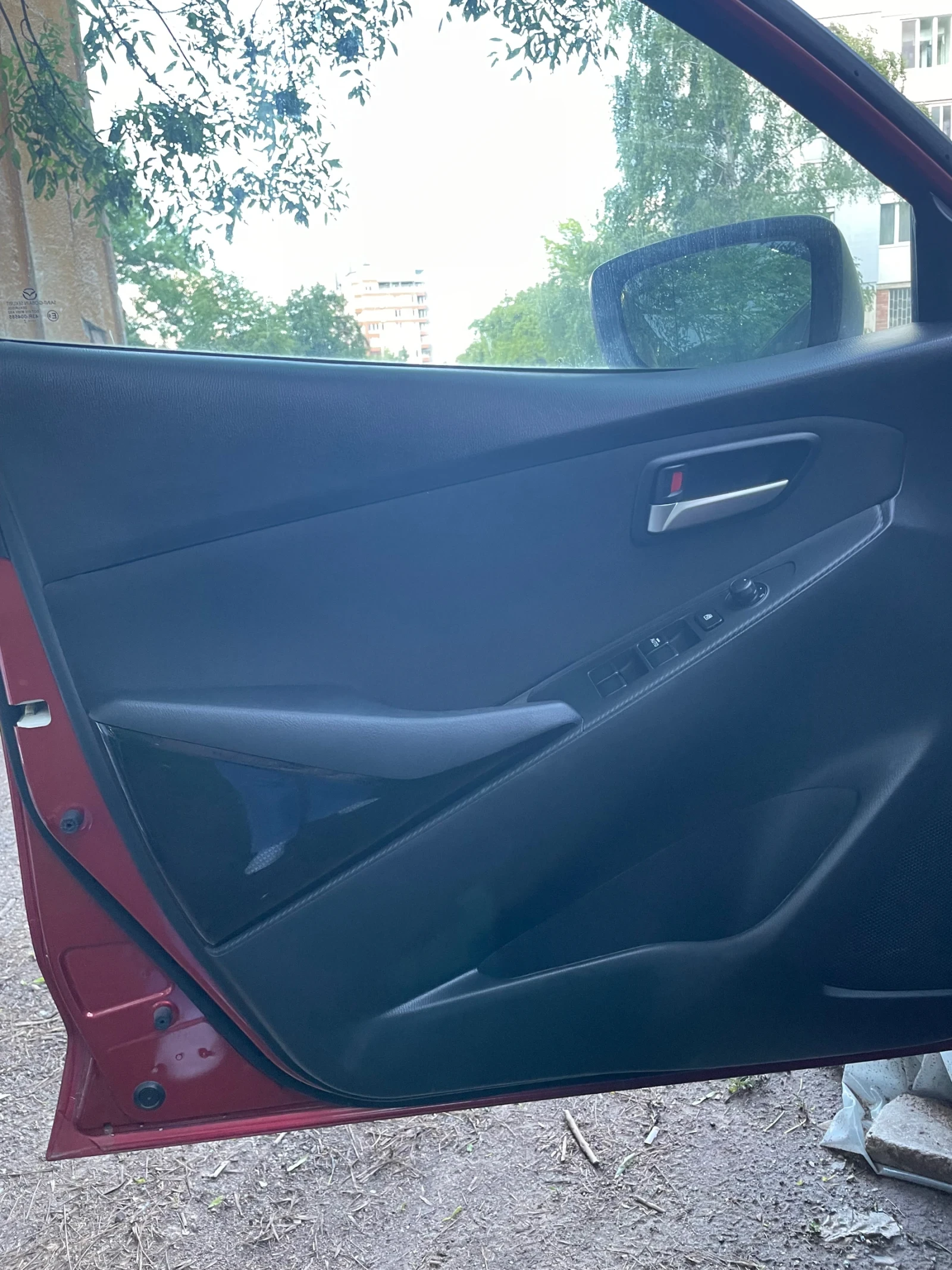 Mazda 2  - изображение 5