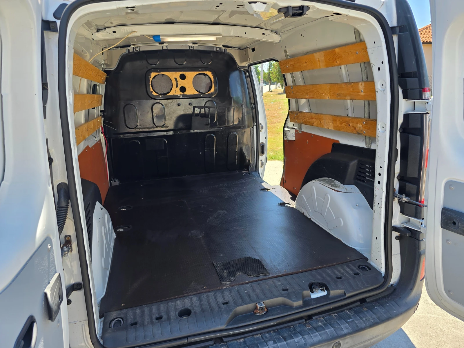 Renault Kangoo 1.5 DCI EURO5 - изображение 8