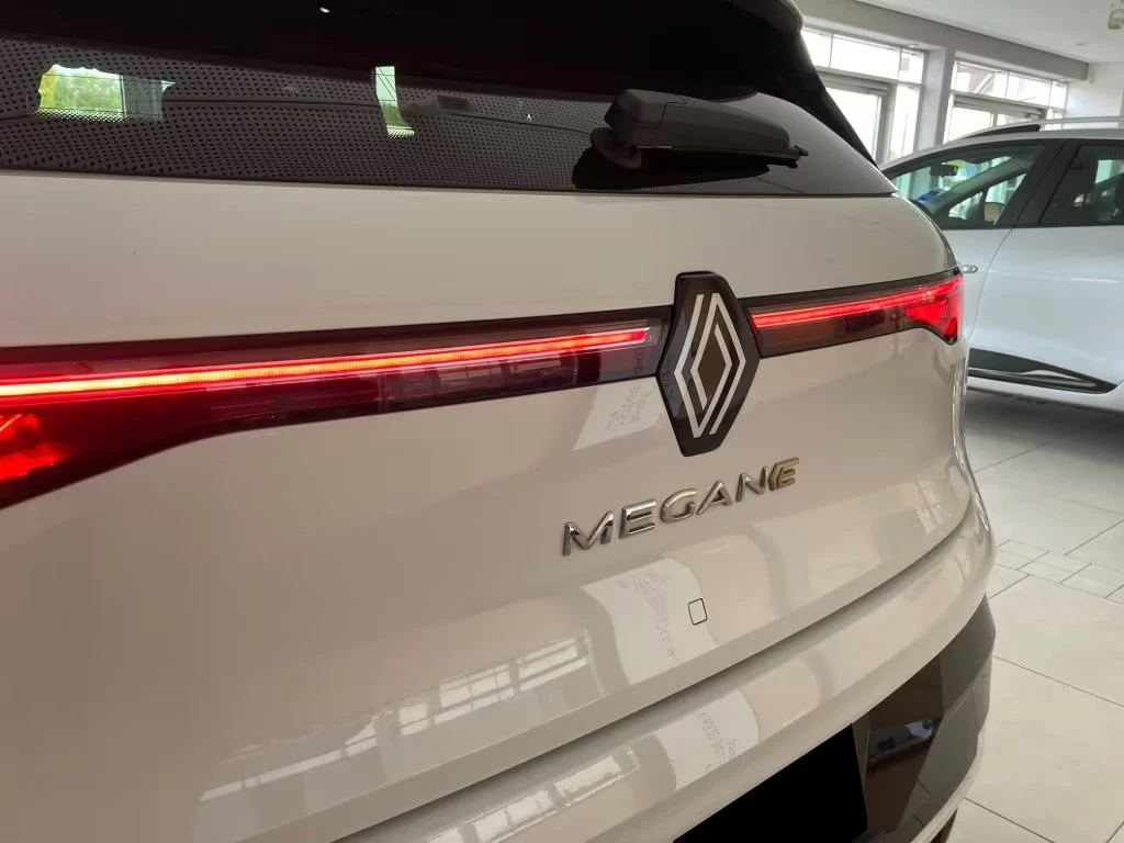 Renault Megane EV60/TOC/220HP/CARPLAY/DIGITAL/VCONTROL/DAB/738f - изображение 3