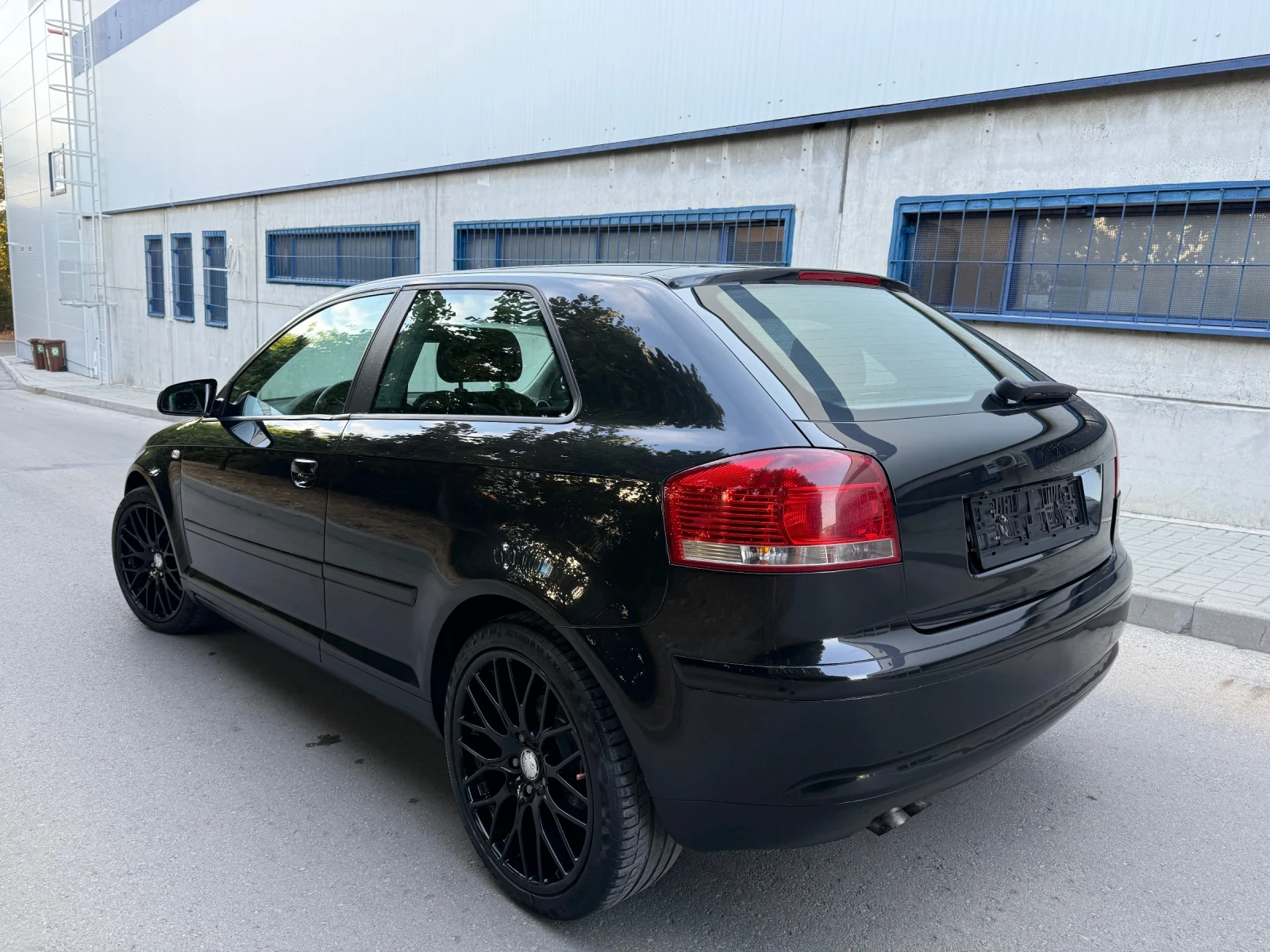 Audi A3 2.0 TDi AVTOMATIK - изображение 4