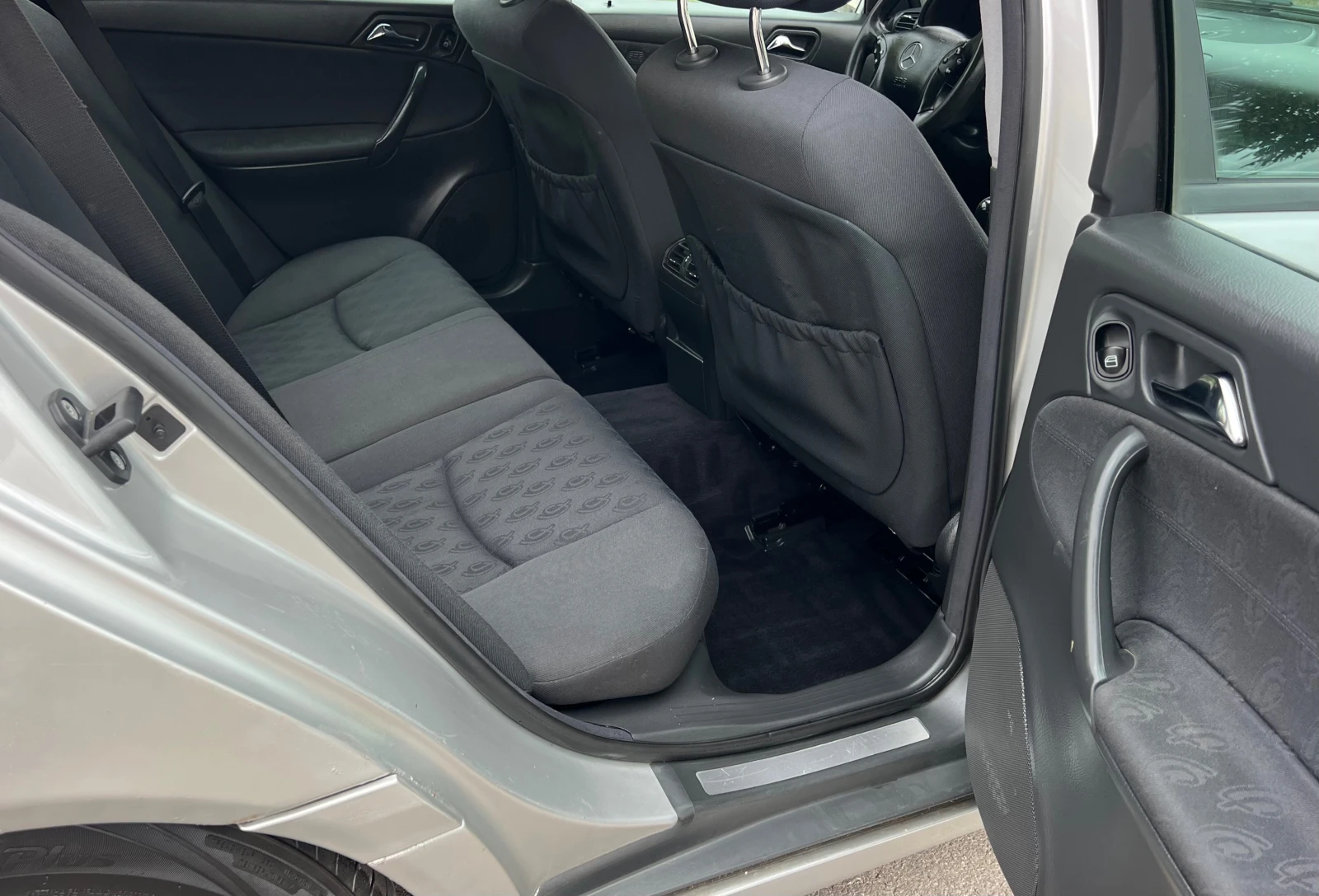 Mercedes-Benz C 180 2.0i LPG/XENON/NAVI/6sk/PODGREV/UNIKAT | Mobile.bg   16