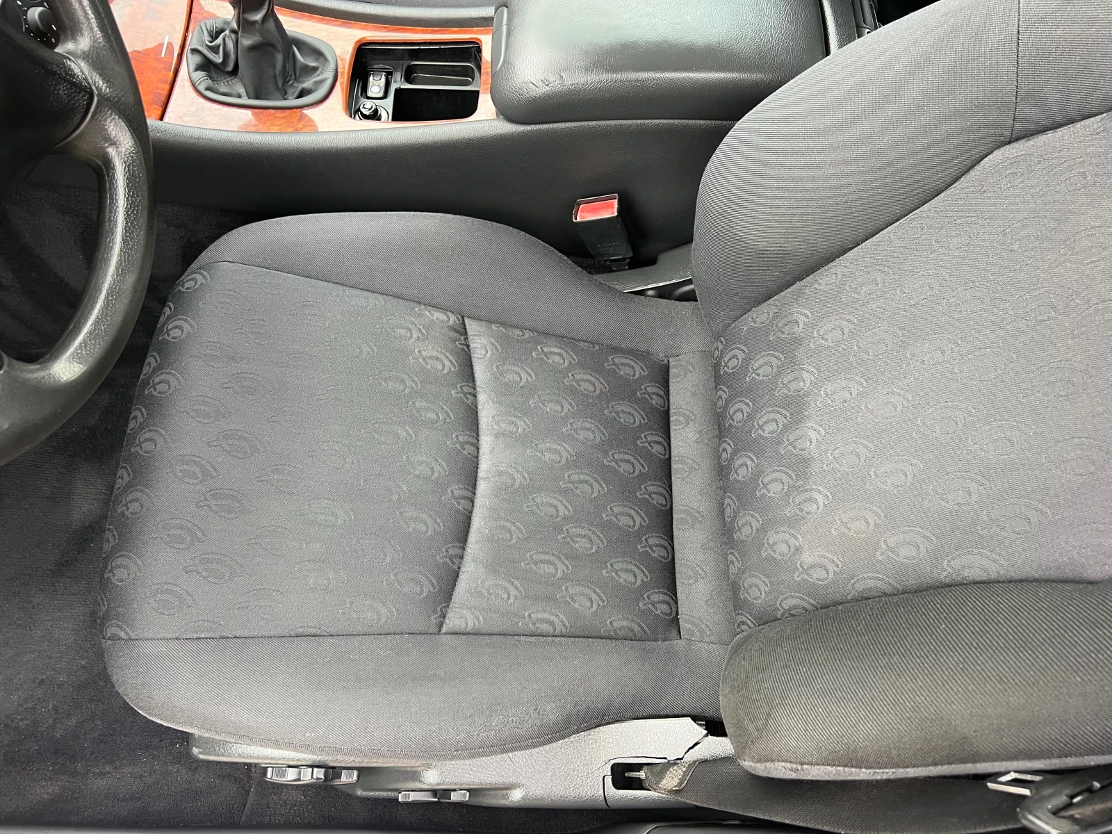 Mercedes-Benz C 180 2.0i LPG/XENON/NAVI/6sk/PODGREV/UNIKAT | Mobile.bg   11