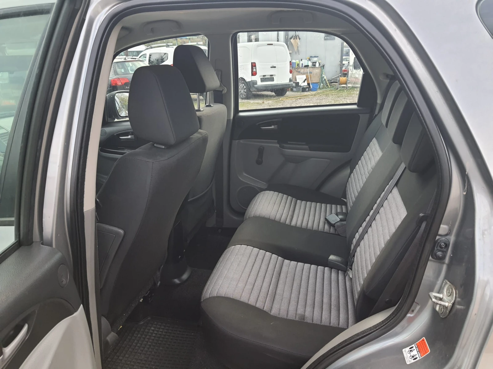 Suzuki SX4 4×4 | Mobile.bg � ����������� 13