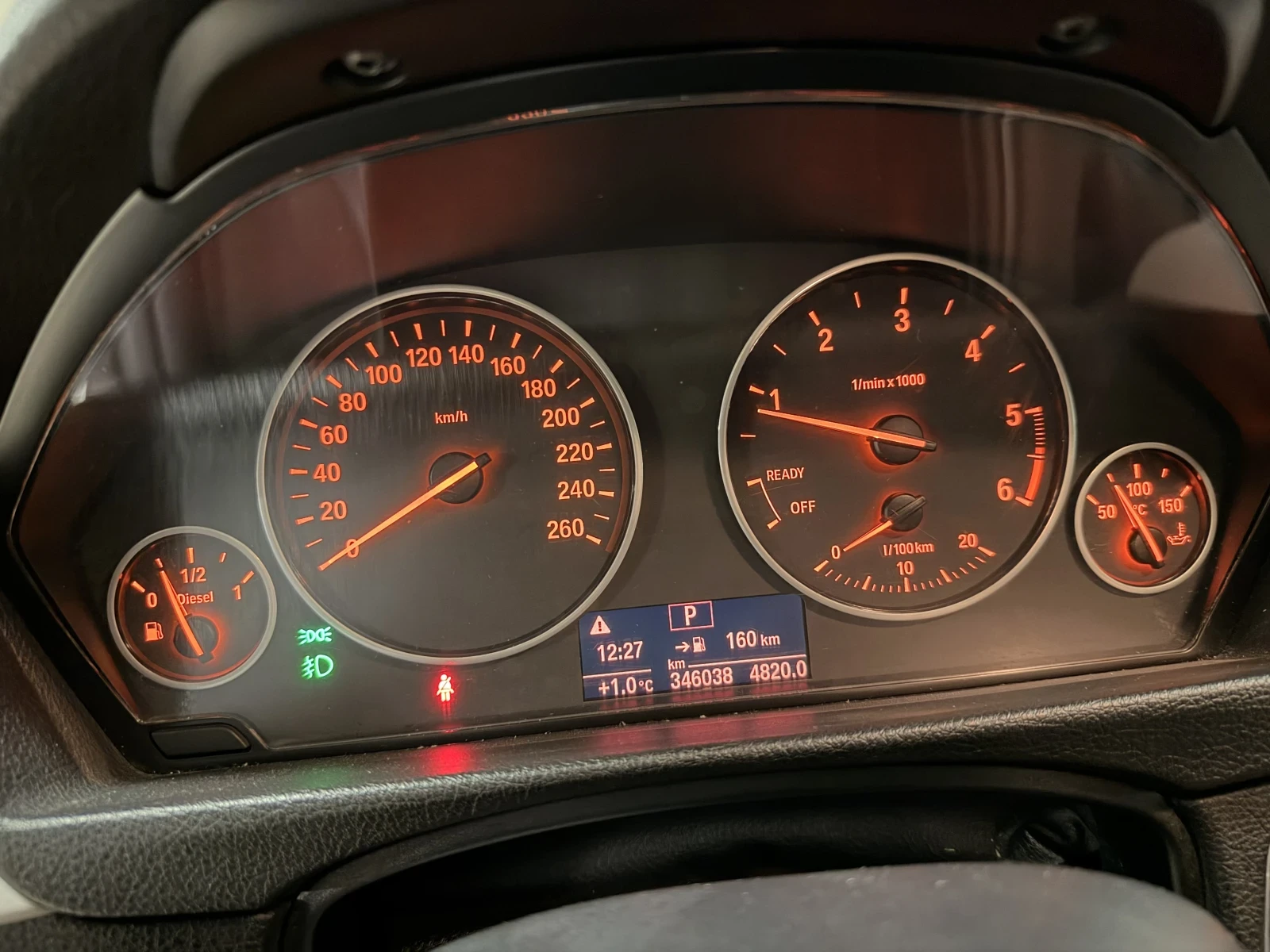 BMW 320  - изображение 8