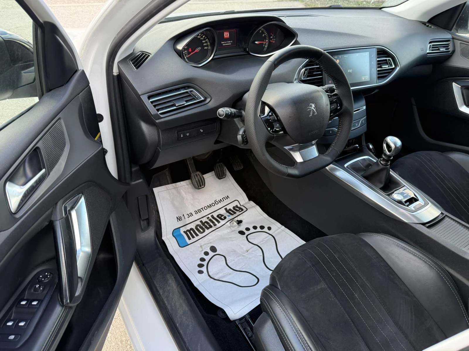 Peugeot 308 1.2i 131kc ���� | Mobile.bg � ����������� 12