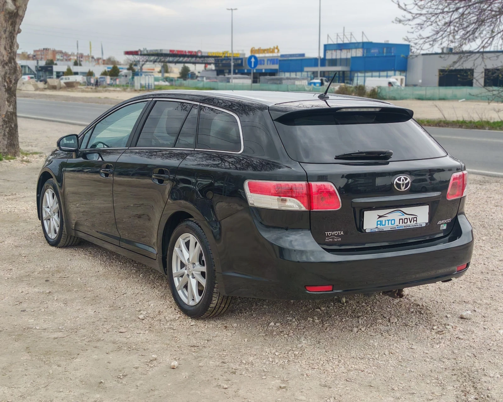 Toyota Avensis 2.0 127 К.С. ДИЗЕЛ! , снимка 5 - Автомобили и джипове - 54208915