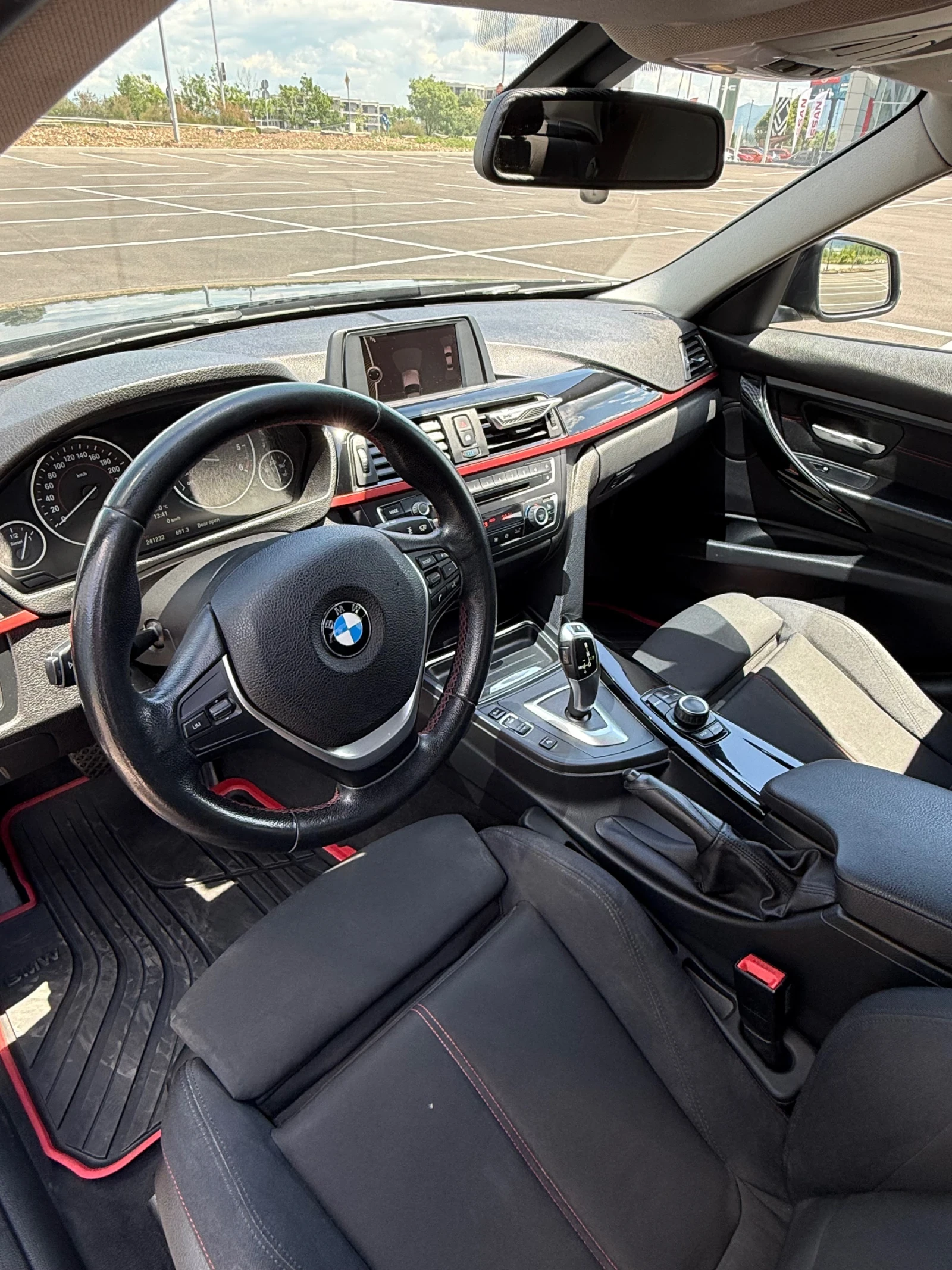 BMW 318 Напълно обслужен, сменени вериги, снимка 9 - Автомобили и джипове - 54668154