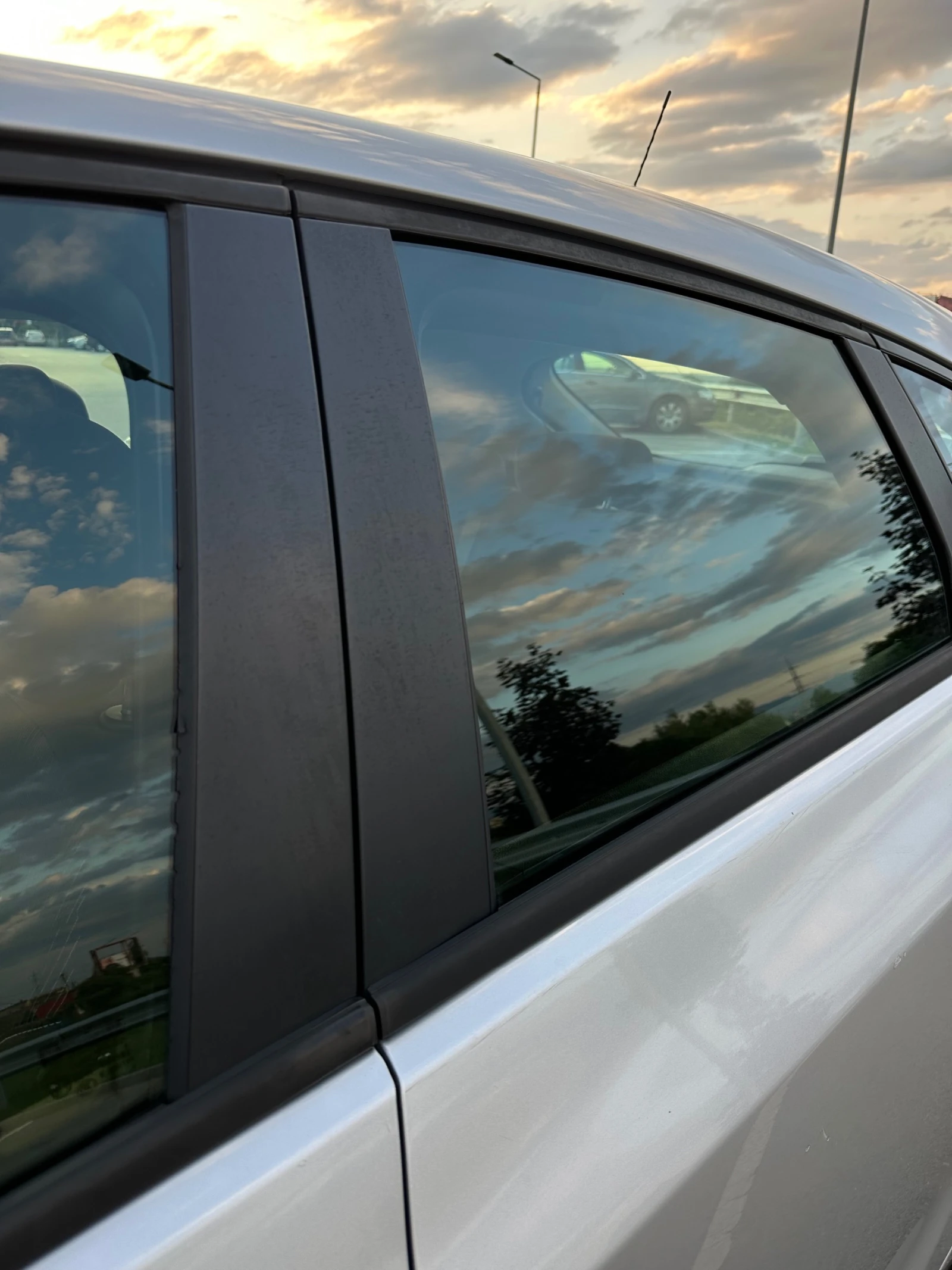 Opel Astra, снимка 11 - Автомобили и джипове - 54990070