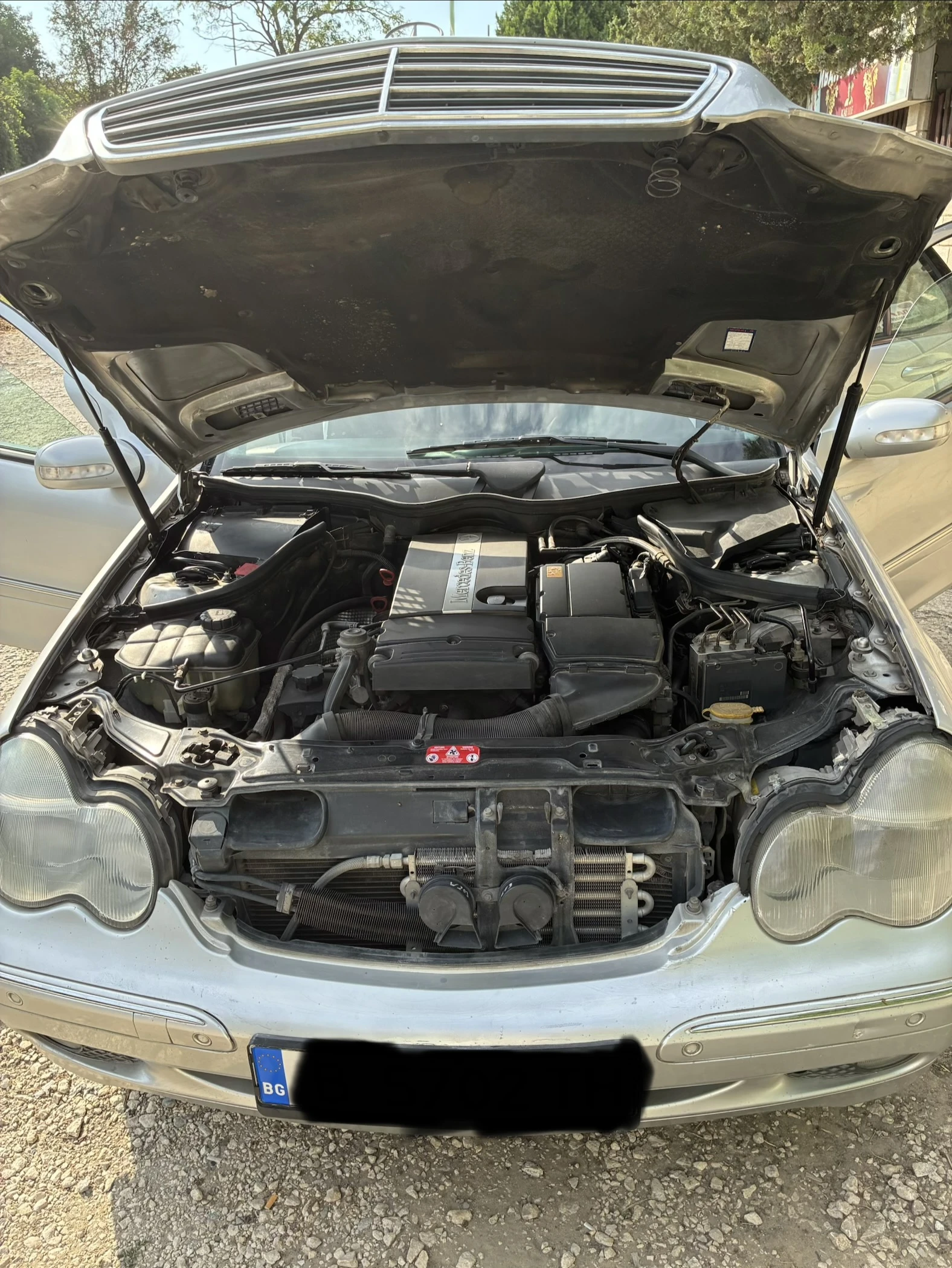 Mercedes-Benz C 180, снимка 7 - Автомобили и джипове - 55735103