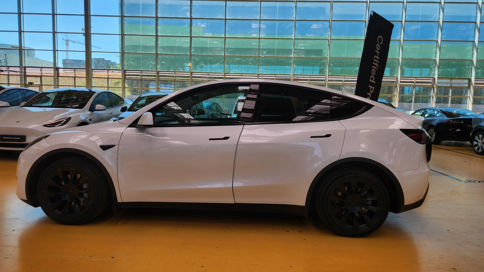 Tesla Model Y ПЪЛНА ГАРАНЦИЯ, снимка 5 - Автомобили и джипове - 55147381