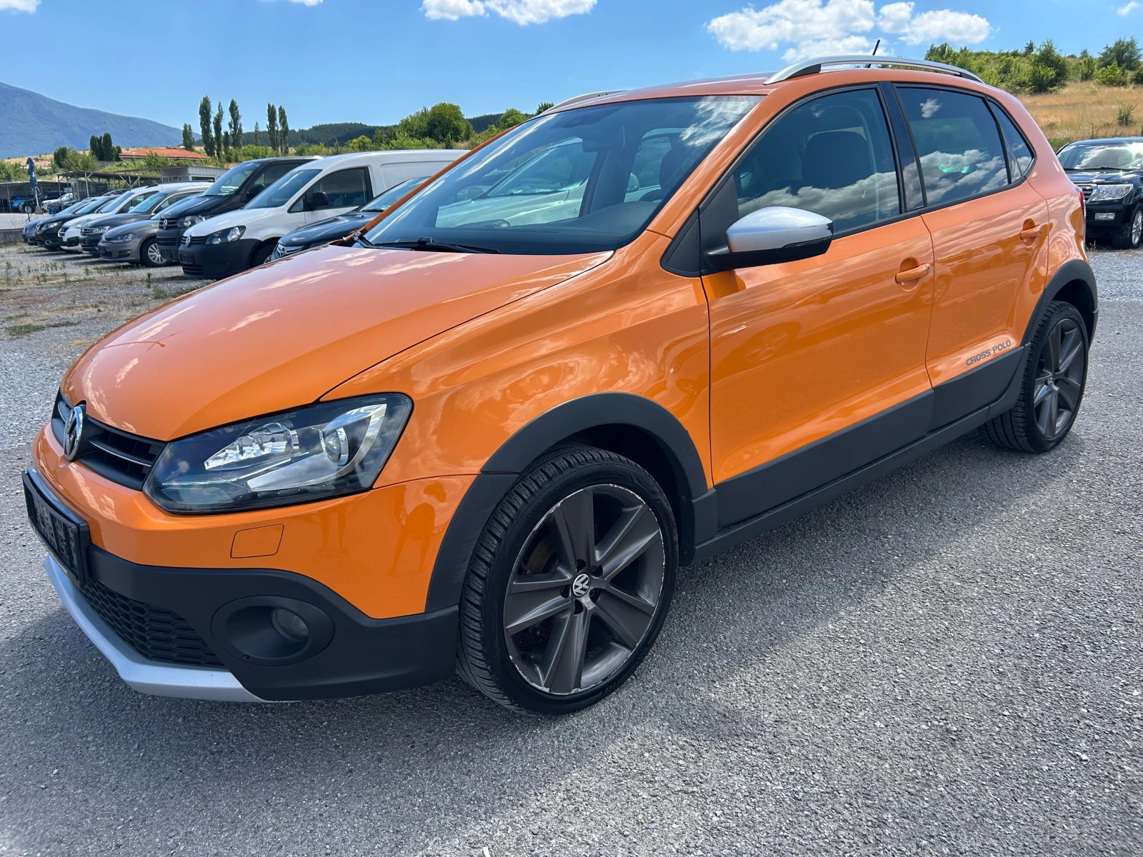 VW Polo 1.6TDI/CROSS, снимка 2 - Автомобили и джипове - 55233695