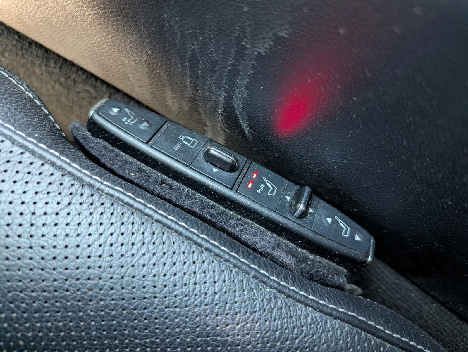 Mercedes-Benz CLS 550 AMG ЦЕНА ДО БЪЛГАРИЯ АВТОКРЕДИТ, снимка 16 - Автомобили и джипове - 55645208