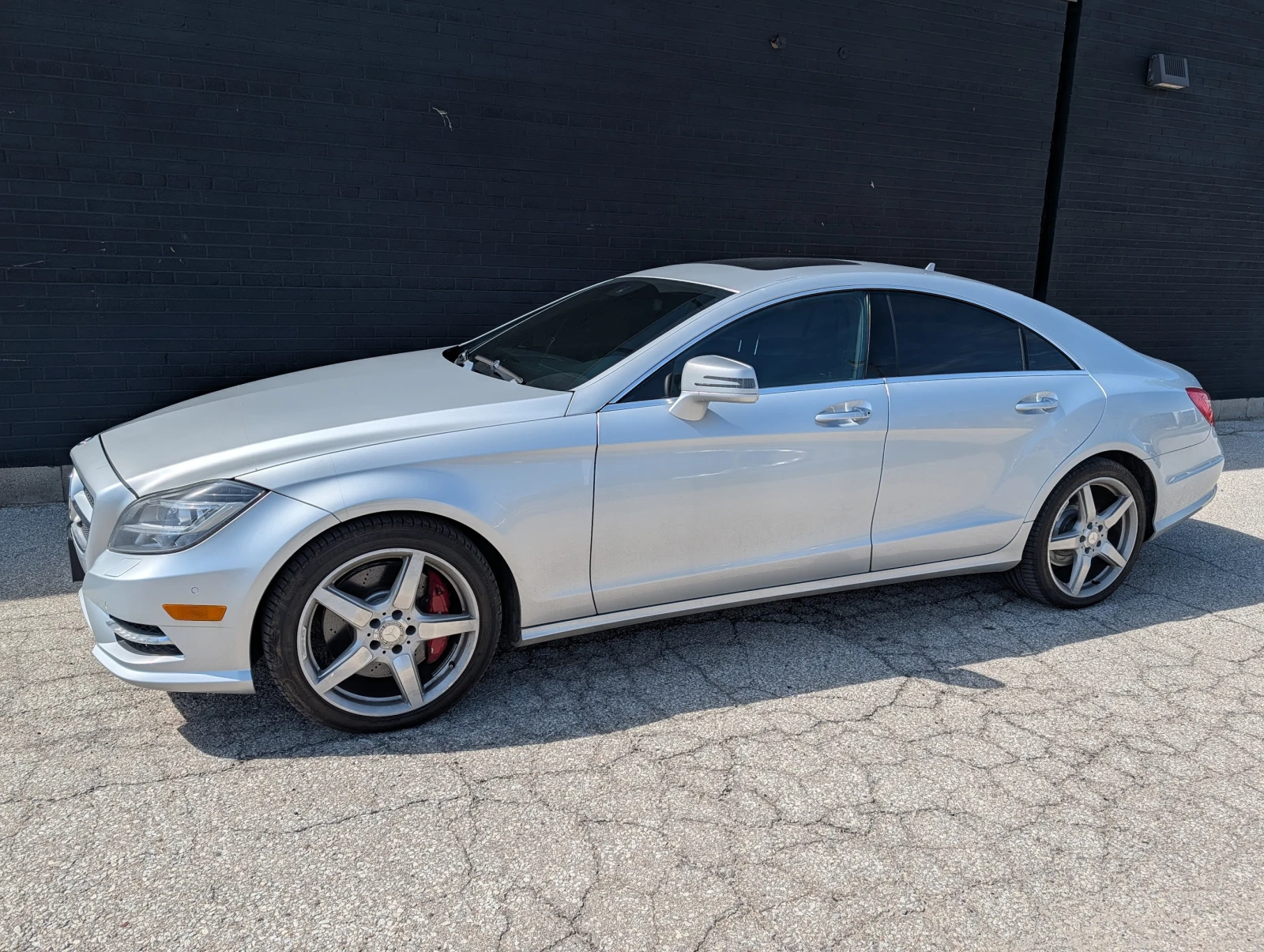 Mercedes-Benz CLS 550 AMG ЦЕНА ДО БЪЛГАРИЯ АВТОКРЕДИТ