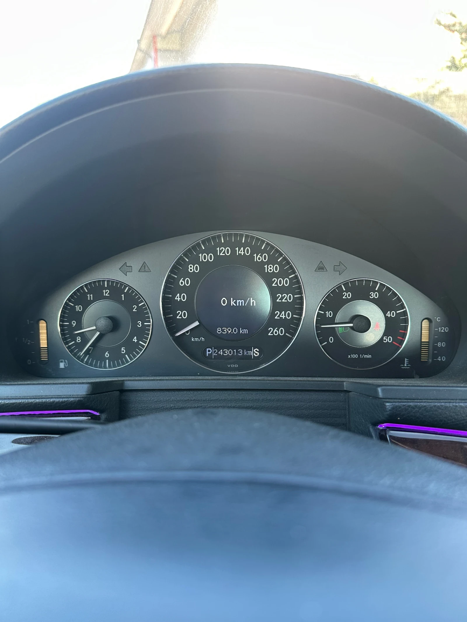 Mercedes-Benz E 320 4 Matic/ Пълна сервизна история, снимка 9 - Автомобили и джипове - 55682358