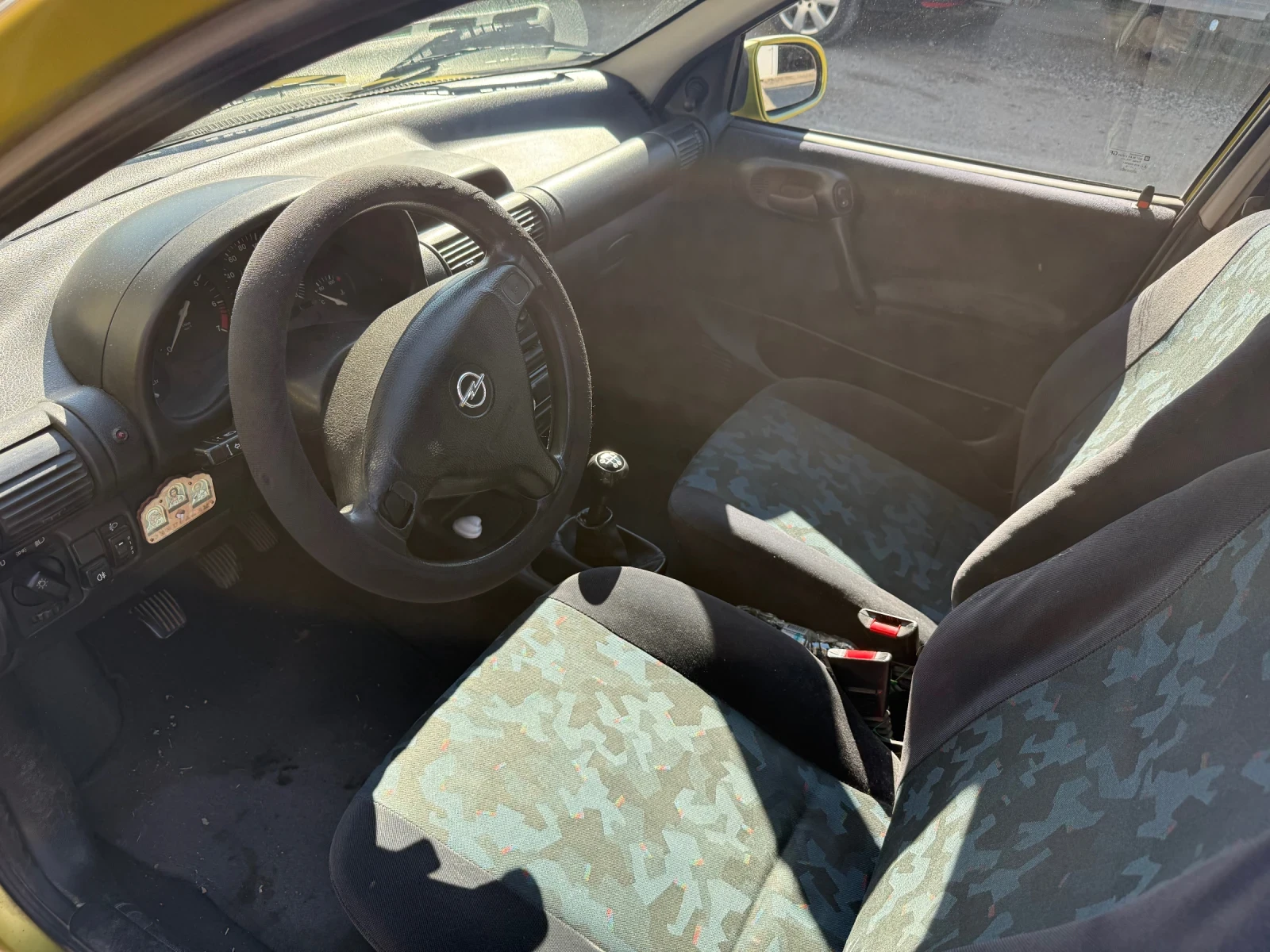 Opel Corsa, снимка 8 - Автомобили и джипове - 56523749