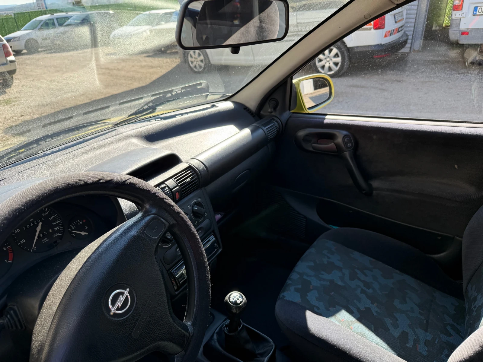Opel Corsa, снимка 9 - Автомобили и джипове - 56523749