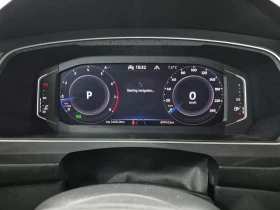 VW Tiguan SEL R-LINE * 4WD * CARFAX * , снимка 8