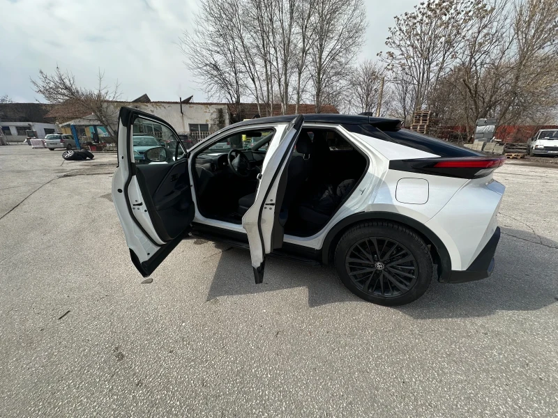 Toyota C-HR C-HR 2, 0 l Hybrid 4x2 наличен  Navi LED ACC, снимка 15 - Автомобили и джипове - 49158071