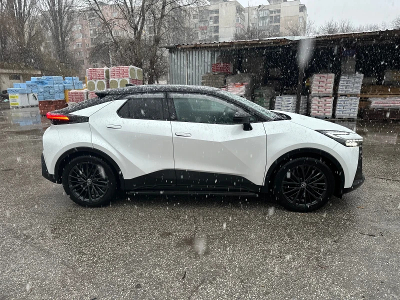 Toyota C-HR C-HR 2, 0 l Hybrid 4x2 наличен  Navi LED ACC, снимка 4 - Автомобили и джипове - 49158071