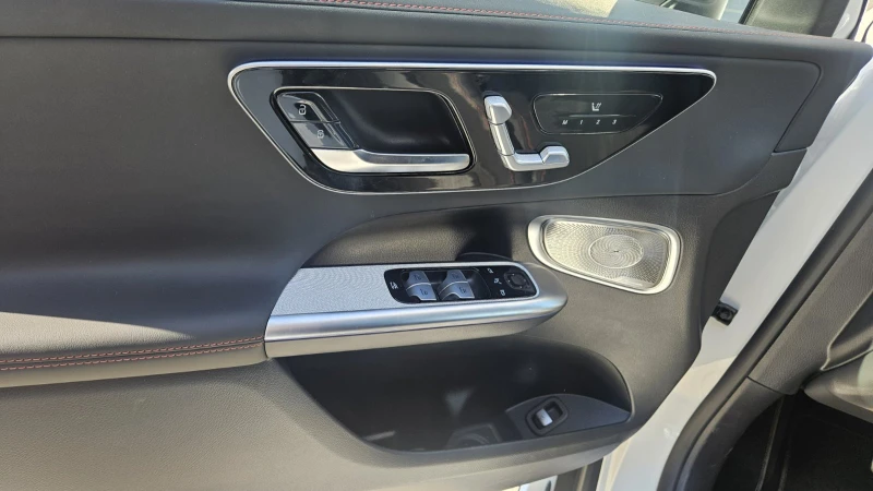 Mercedes-Benz GLC 43 AMG 4MATIC, снимка 16 - Автомобили и джипове - 50783996