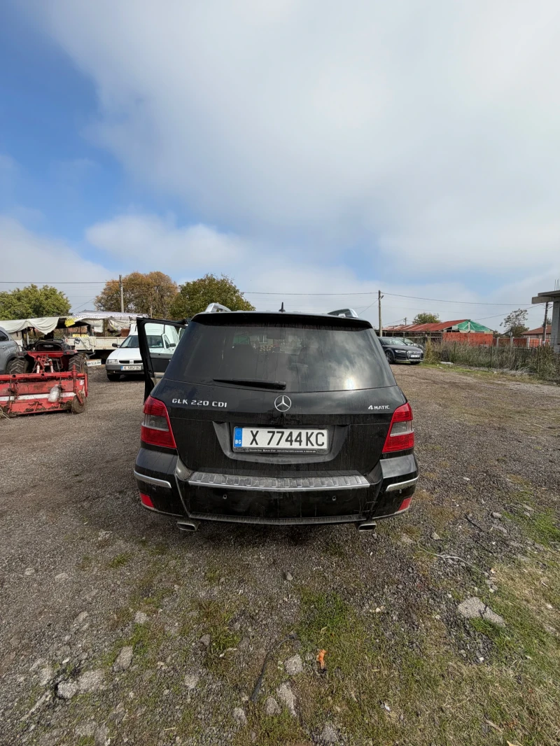 Mercedes-Benz GLK Закупена от балкан стар сменени вериги сервиги , снимка 4 - Автомобили и джипове - 52262775