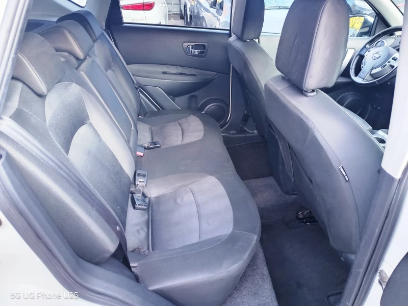 Nissan Qashqai 1.6i ACENTA PLUS, снимка 12 - Автомобили и джипове - 52494625