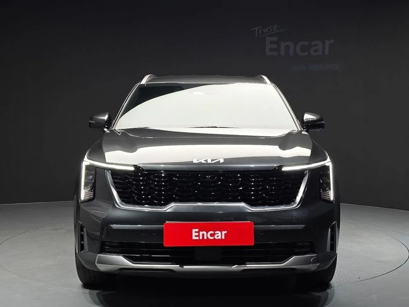 Kia Sorento Diesel 2.2 4WD| 199к.с.| ВКЛ.ТЕХНОТЕСТ, снимка 3 - Автомобили и джипове - 55386977