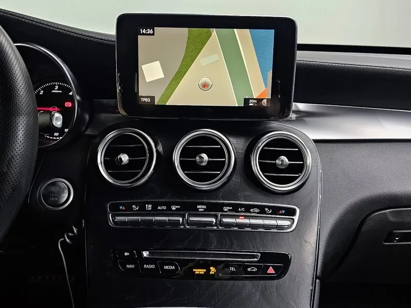 Mercedes-Benz GLC 250 D 4Matic Coupe, снимка 14 - Автомобили и джипове - 55750696