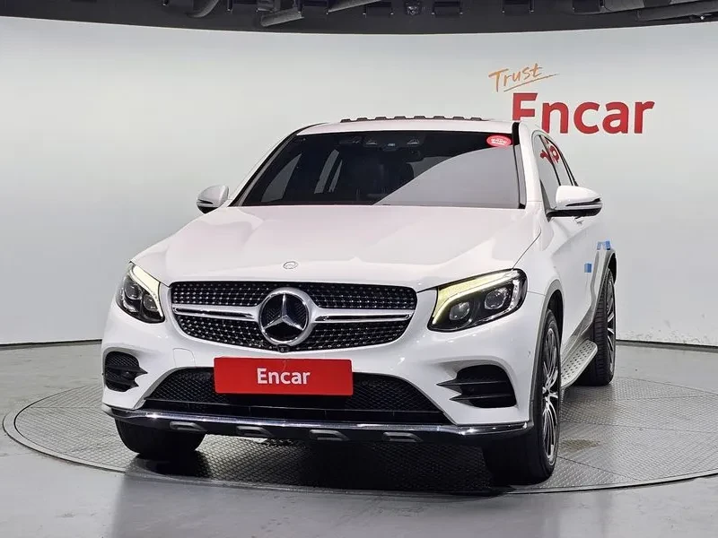 Mercedes-Benz GLC 250 D 4Matic Coupe, снимка 3 - Автомобили и джипове - 55750696